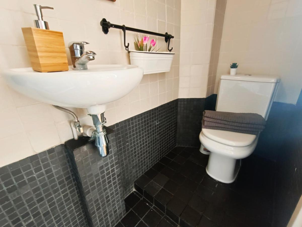 Urquinaona Rooms Albergue *